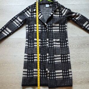 Cyrus Black and Beige Patterned Coat